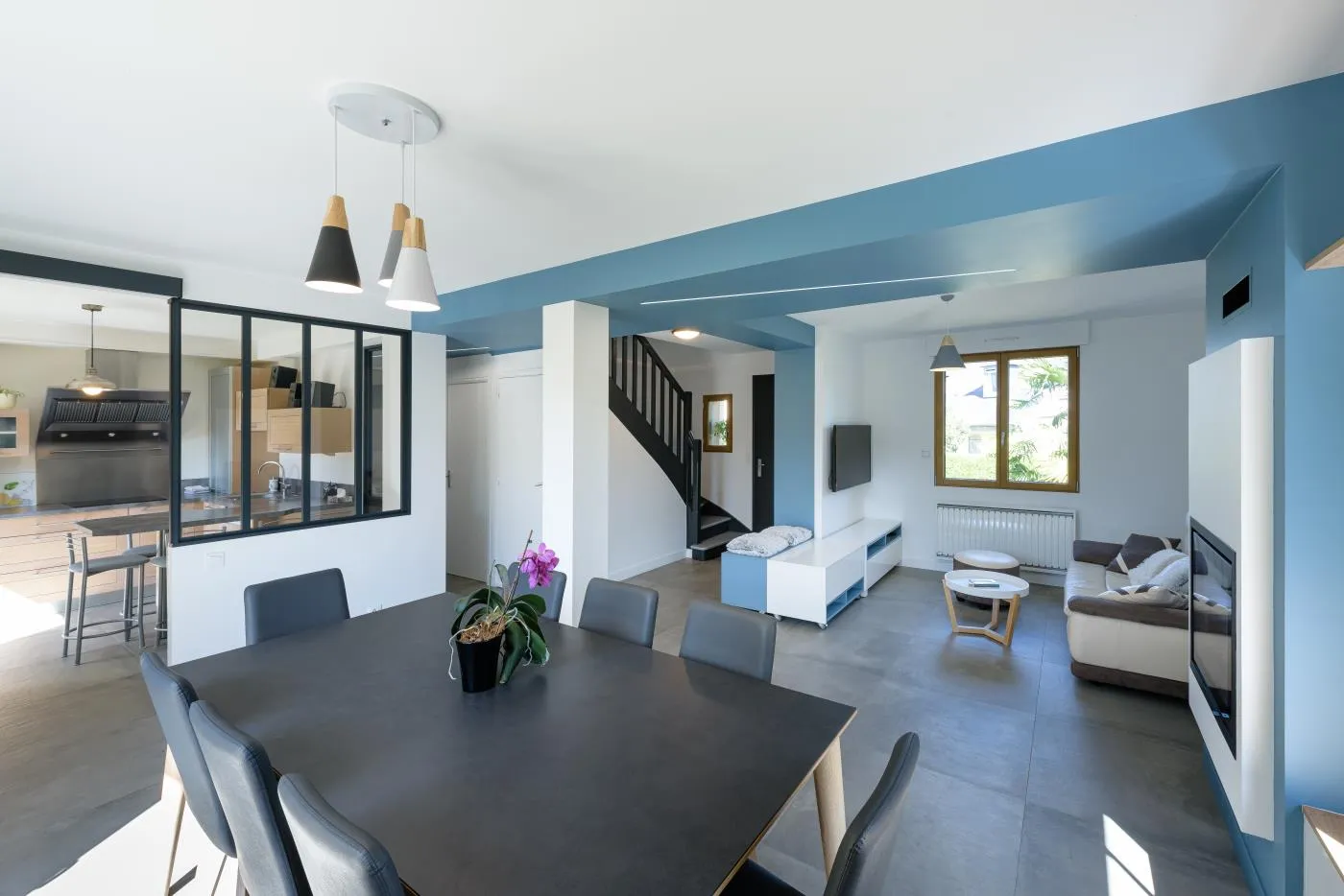 Réaménagement intérieur d´une maison des années 80