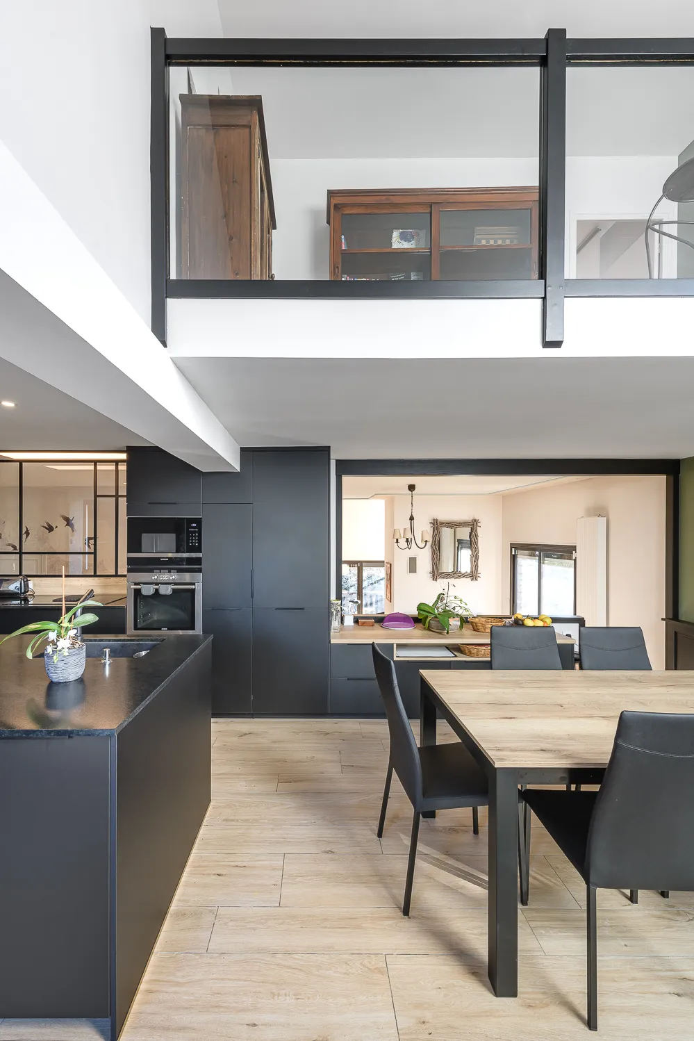 Réaménagement intérieur d´une cuisine et de sa salle à manger